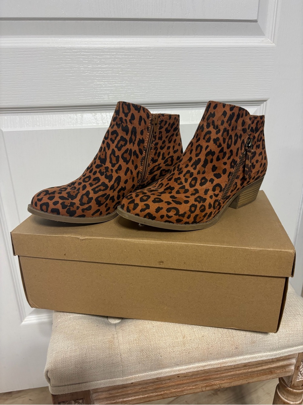 Women's Leopard Print Ankle Boots - Brown